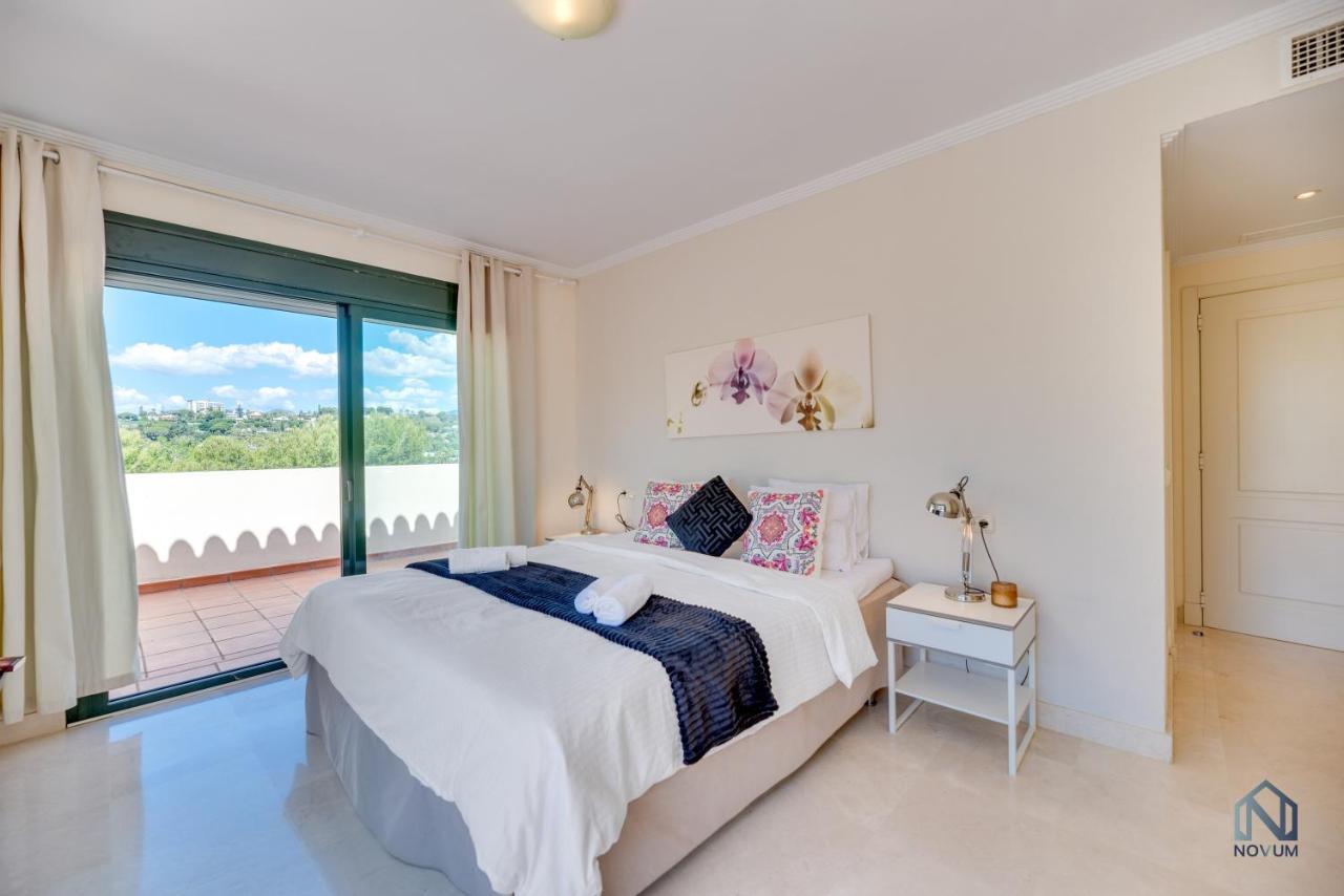 Modern And Spacious 2 Bdrm Penthouse - 3 Pools And Sea Views Marbella