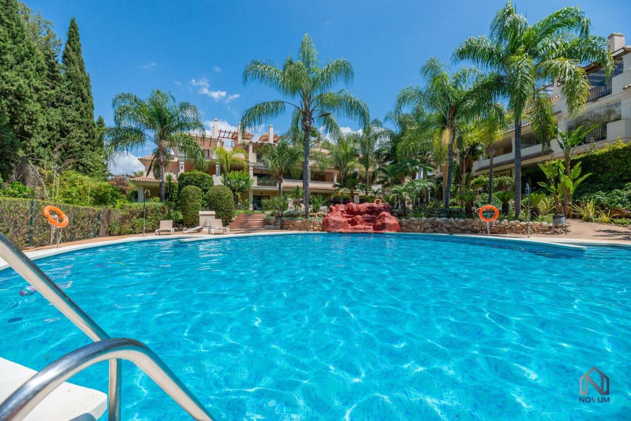 Modern And Spacious 2 Bdrm Penthouse - 3 Pools And Sea Views