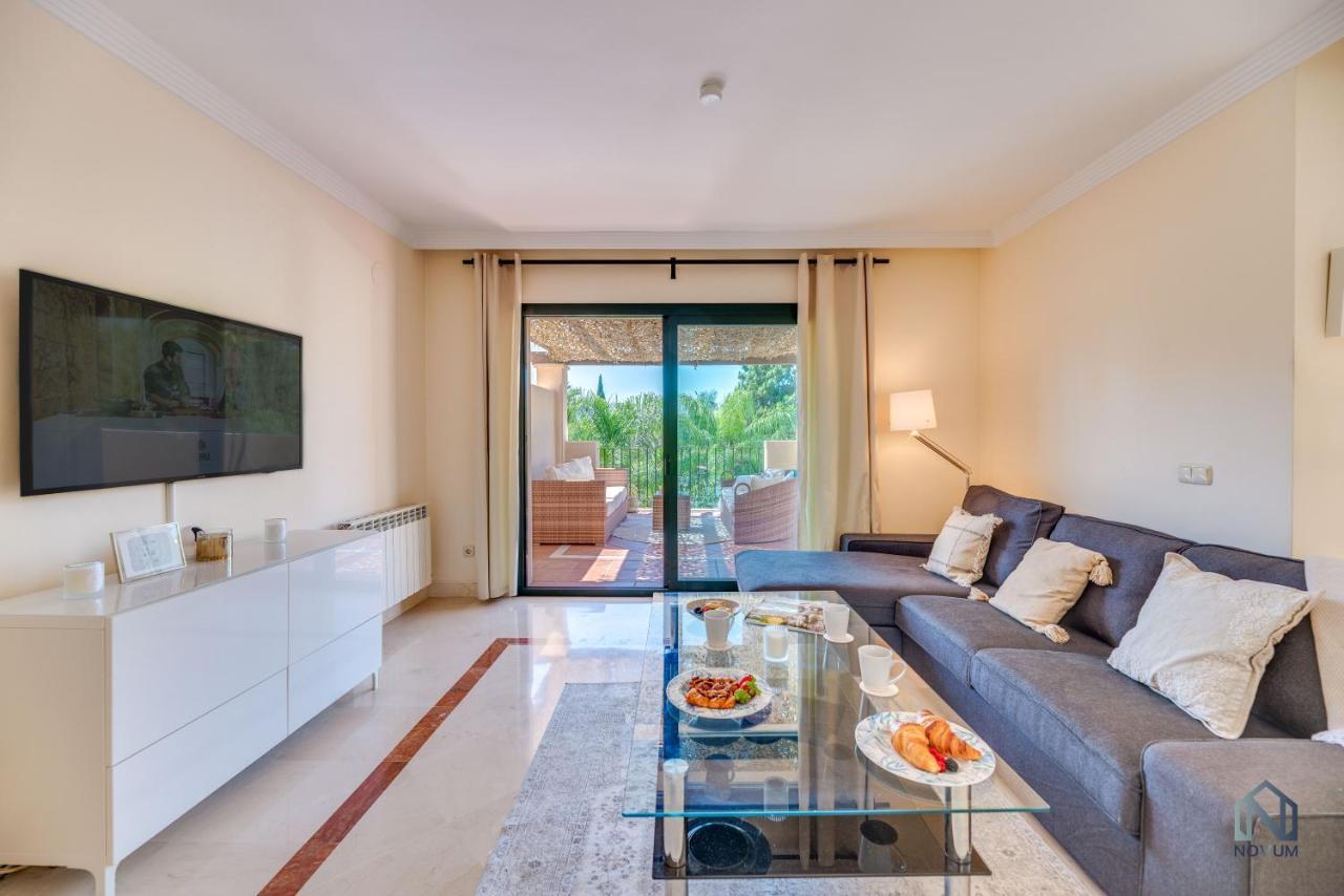 Modern And Spacious 2 Bdrm Penthouse - 3 Pools And Sea Views Apartment *