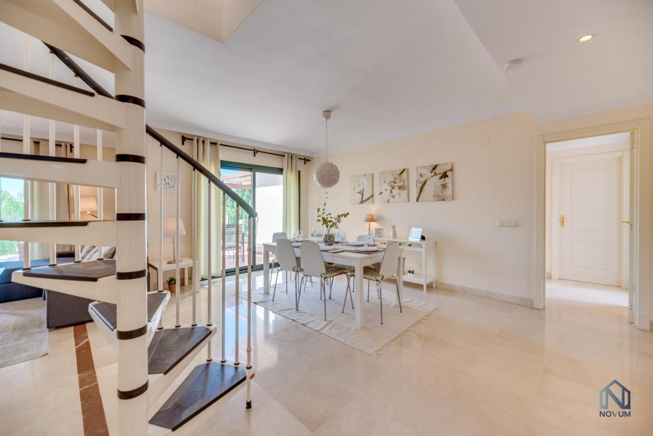 Modern And Spacious 2 Bdrm Penthouse - 3 Pools And Sea Views *
